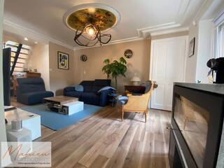 Vente Maison 6 pièces 230 m² Saint-Genis-Pouilly 01630
