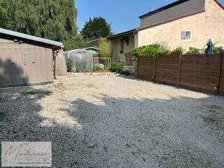 Vente Maison 6 pièces 230 m² Saint-Genis-Pouilly 01630