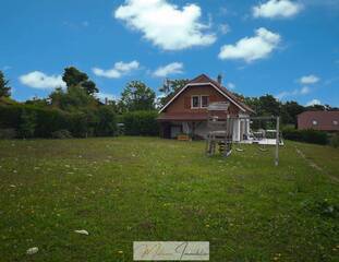 Buy Individual house 6 rooms 172 m² Échenevex 01170