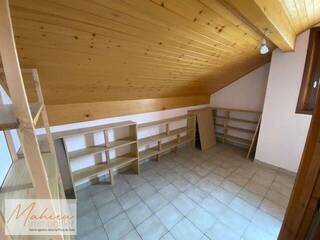 Vente Maison individuelle 8 pièces 200 m² Saint-Genis-Pouilly 01630