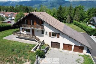 Vente Maison individuelle 8 pièces 200 m² Saint-Genis-Pouilly 01630