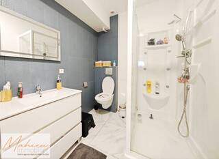 Vente Maison ancienne 9 pièces 220 m² Gex 01170