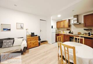 Vente Maison ancienne 9 pièces 220 m² Gex 01170