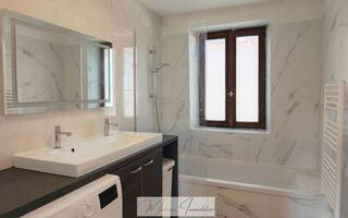 Vente Maison ancienne 9 pièces 220 m² Gex 01170