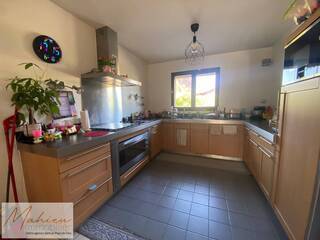 Location Maison 5 pièces 139.94 m² Cessy 01170