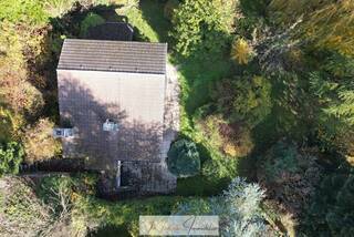 Buy Old house 6 rooms 122 m² Gex 01170