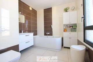 Vente Appartement t5 133 m² Saint-Genis-Pouilly 01630