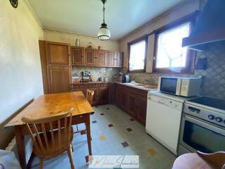 Buy House 5 rooms 86 m² Saint-Genis-Pouilly 01630