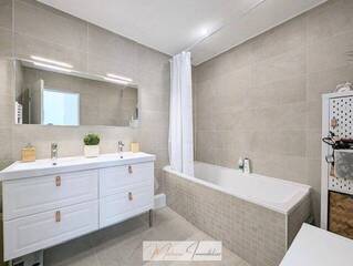 Vente Appartement loft 5 pièces 162 m² Thoiry 01710