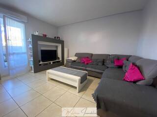 Vente Appartement 3 pièces 76.8 m² Moëns 01280