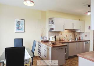 Buy Apartment t4 97 m² Prévessin-Moëns 01280