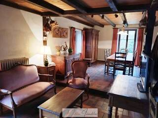 Vente Maison ancienne 137 m² Échenevex 01170