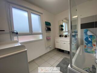 Vente Maison 4 pièces 86 m² Saint-Genis-Pouilly 01630