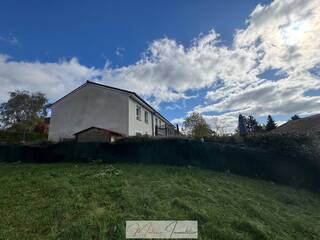 Vente Maison 4 pièces 86 m² Saint-Genis-Pouilly 01630