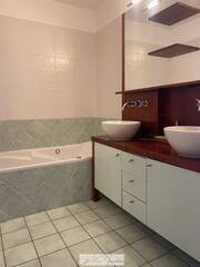 Vente Appartement t3 103 m² Saint-Genis-Pouilly 01630