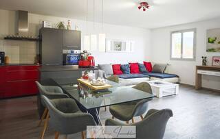 Buy Apartment t4 87 m² Chevry 01170