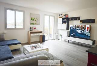 Buy Apartment t4 87 m² Chevry 01170