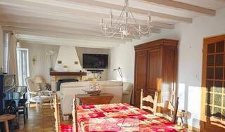 Buy Individual house 6 rooms 135 m² Sergy 01630