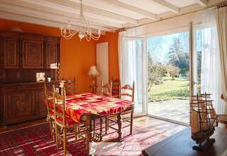 Buy Individual house 6 rooms 135 m² Sergy 01630