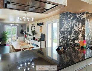 Vente Maison individuelle 7 pièces 166.47 m² Gex 01170