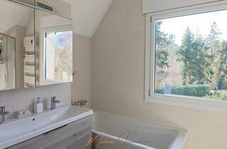 Vente Maison individuelle 8 pièces 250 m² Cessy 01170