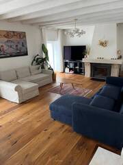 Buy House 5 rooms 138 m² Gex 01170