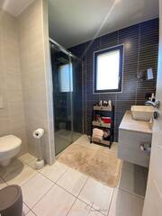Vente Maison individuelle 6 pièces 198 m² Saint-Genis-Pouilly 01630