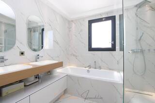 Vente Maison individuelle 5 pièces 133 m² Saint-Genis-Pouilly 01630