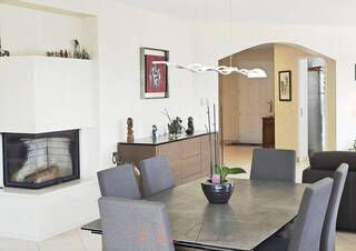 Vente Maison villa 6 pièces 182 m² Cessy 01170