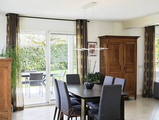 Vente Maison villa 6 pièces 182 m² Cessy 01170