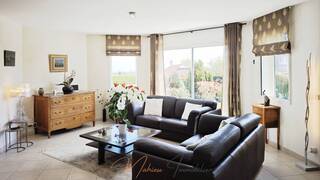 Vente Maison villa 6 pièces 182 m² Cessy 01170