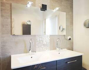 Vente Maison villa 6 pièces 182 m² Cessy 01170