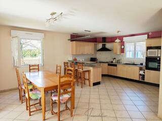 Vente Maison 5 pièces 124 m² Gex 01170