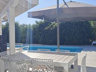 Vente Maison 8 pièces 191 m² Échenevex 01170