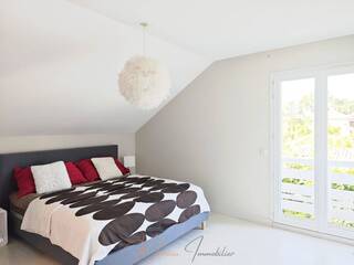 Vente Maison 8 pièces 191 m² Échenevex 01170