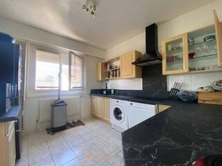 Vente Appartement 4 pièces 90 m² Saint-Genis-Pouilly 01630