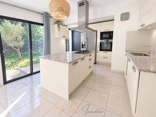Vente Maison villa 6 pièces 125 m² Ornex 01210
