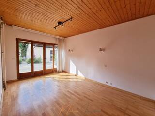 Location Maison 8 pièces 186 m² Divonne-les-Bains 01220