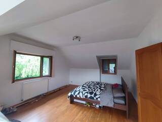 Location Maison 8 pièces 186 m² Divonne-les-Bains 01220