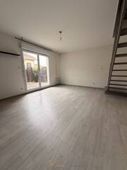 Location Appartement duplex 3 pièces 61 m² Prévessin-Moëns 01280