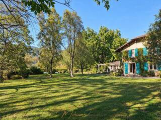 Vente Maison ancienne 7 pièces 289 m² Divonne-les-Bains 01220