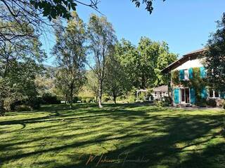 Vente Maison ancienne 7 pièces 289 m² Divonne-les-Bains 01220