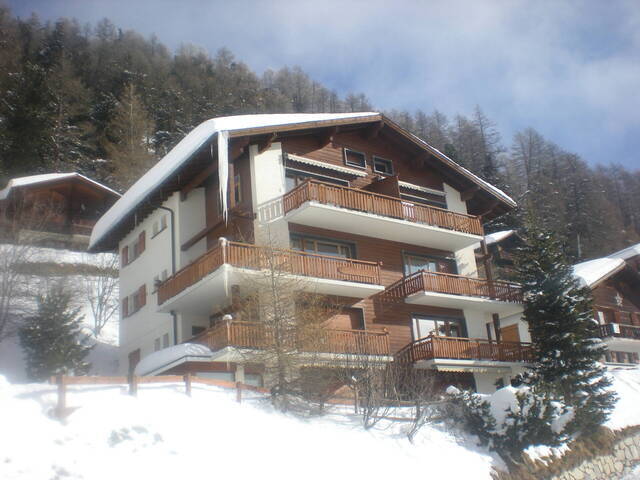 Vacation rentals Appartement 4 sleeps Chandolin 3961 DENT-BLANCHE 4