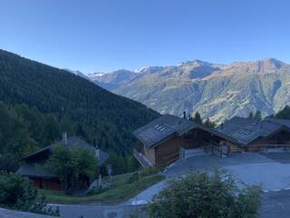 Vacation rentals Appartement 4 sleeps Chandolin 3961 DENT-BLANCHE 4