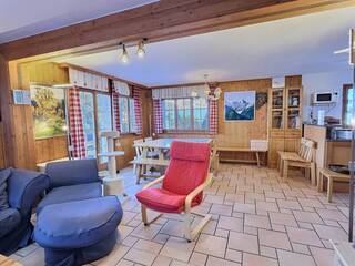 Vacation rentals Appartement 6 sleeps St-Luc 3961 BARONG HAUT