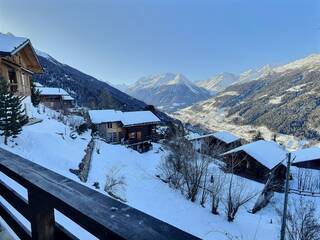 Vacation rentals Appartement 6 sleeps St-Luc 3961 BARONG HAUT