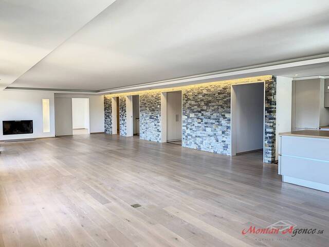 Buy Apartment 6.5 rooms 349.7 m² Crans-Montana 3963