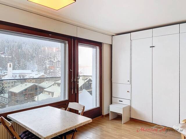 Location Appartement 50 m² Crans-Montana 3963