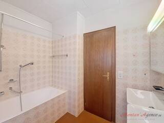 Rent Chalet 6.5 rooms 160 m² Montana-Village 3963