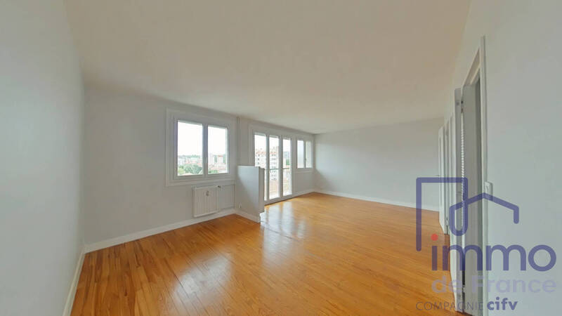 Appartement 3 pièces 57 m² · à Saint Etienne · 57 m² · 68 000 €